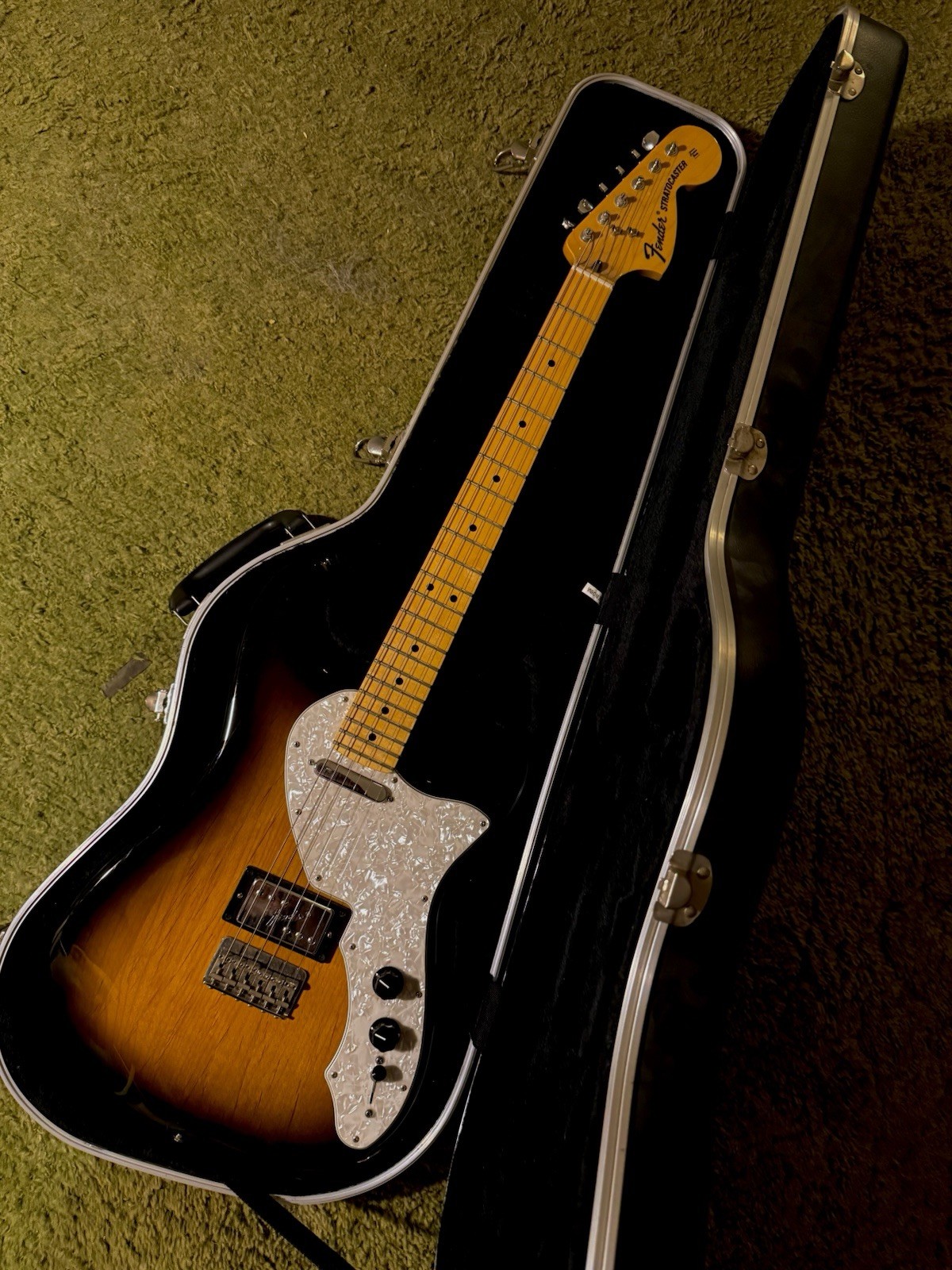 Fender Pawn Shop 70s Stratocaster Deluxe Sunburst Guitar