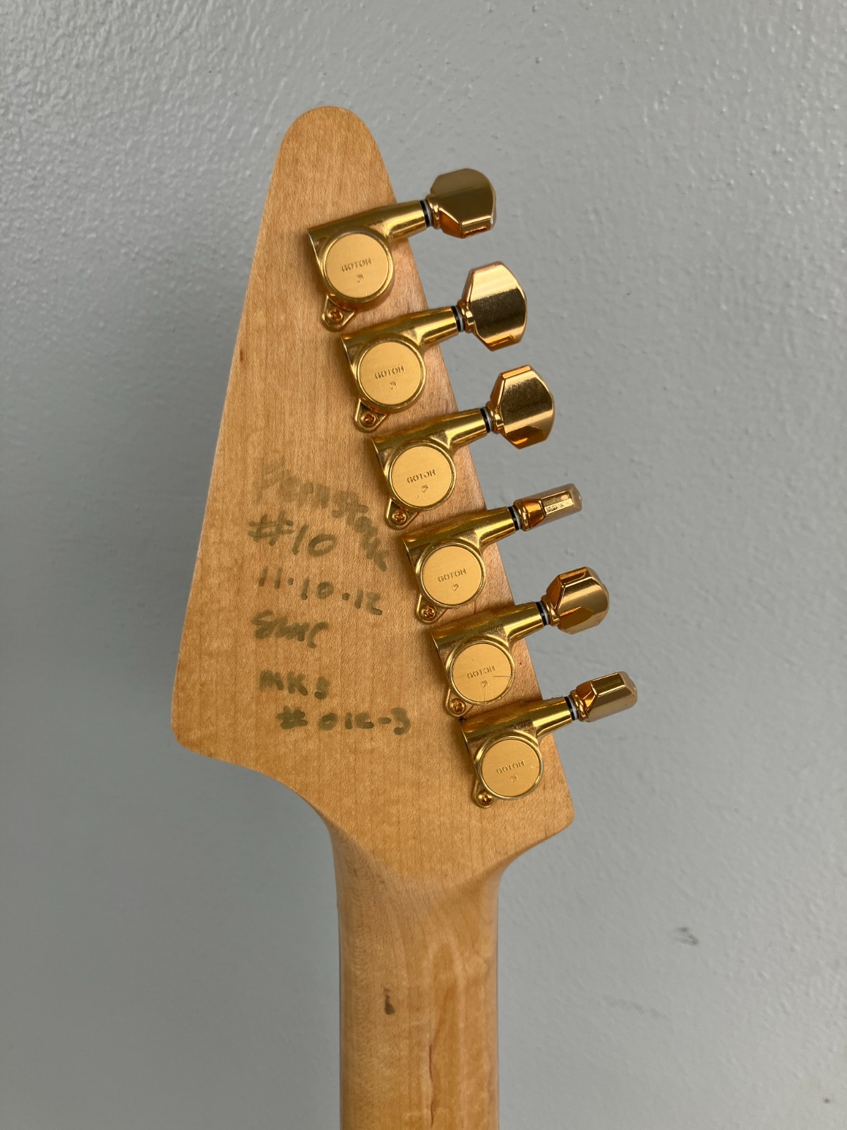 RARE Casper Guitar Technologies – MK 3 – 012-3 2012 – active pickups, new case