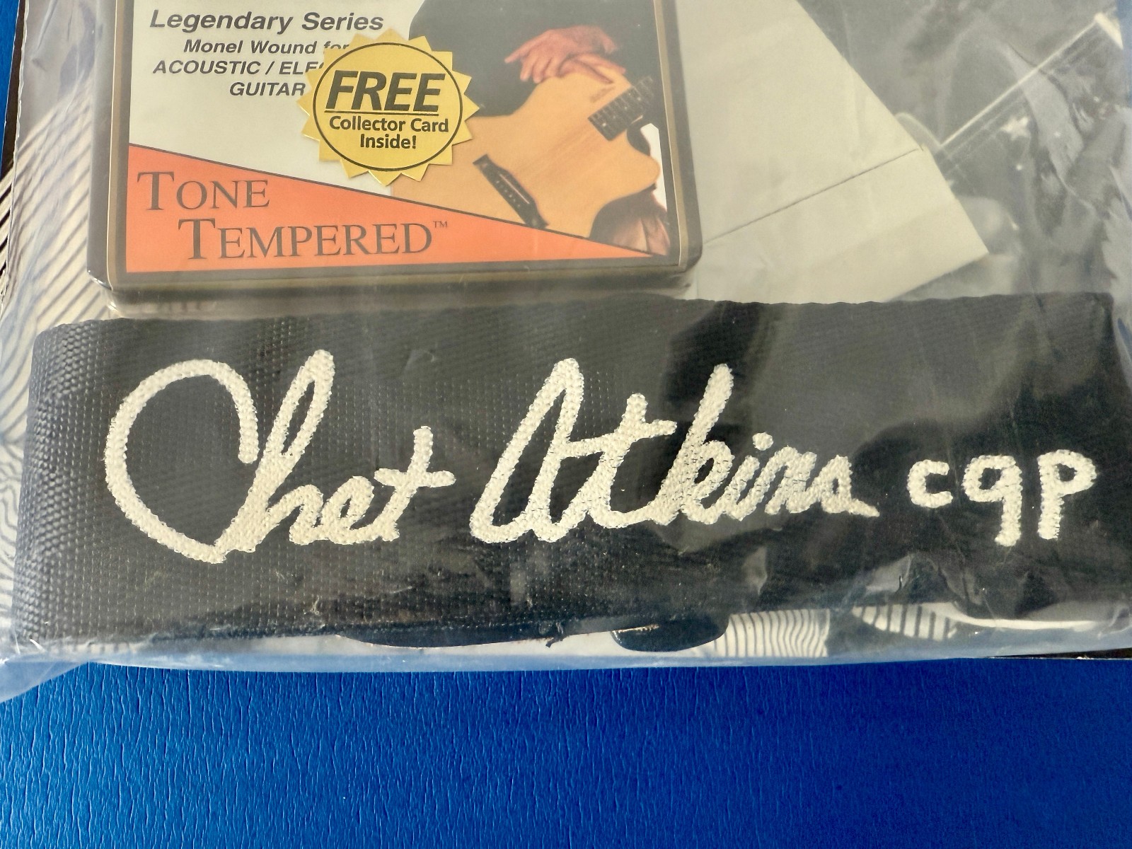 Vintage Gibson Chet Atkins Master Pack Guitar Strings Picks Strap NOS Sealed