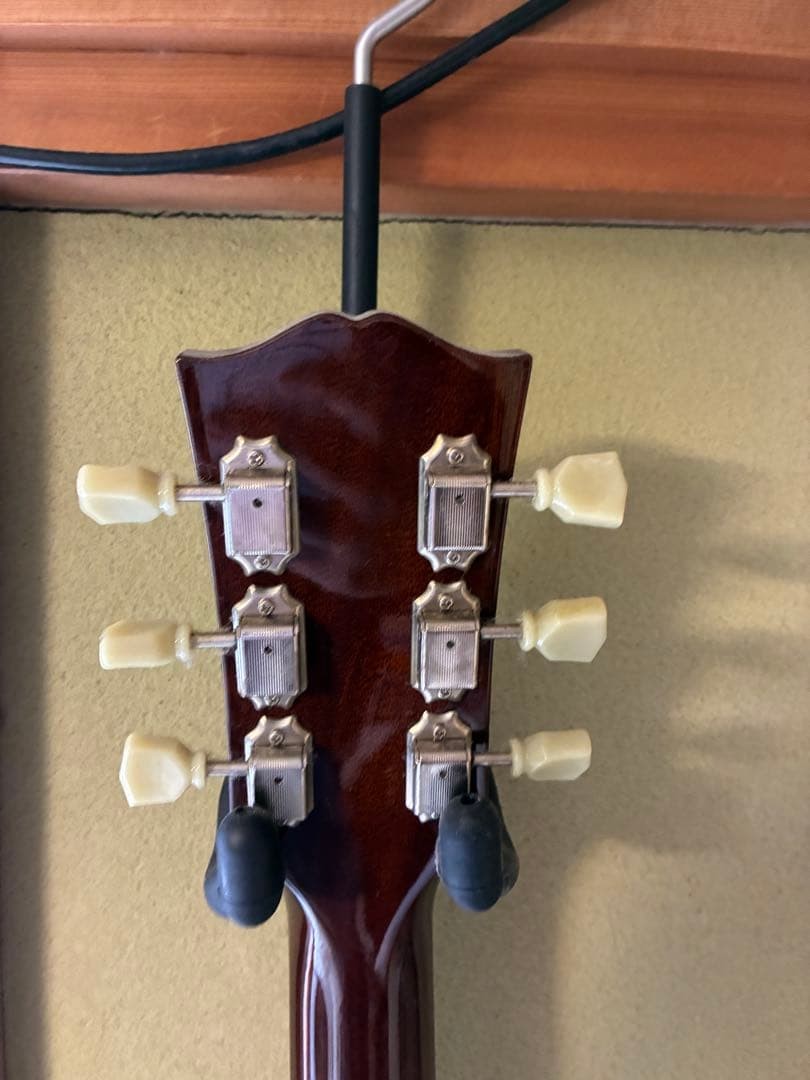 Archtop Tribute At135Stp Sunburst Semi-Aco No.MG1000