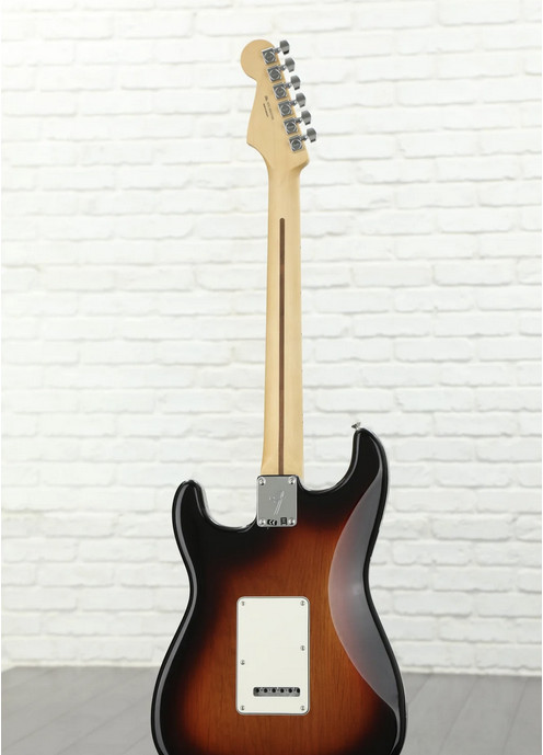 Fender Player Stratocaster in 3-Tone Sunburst with Maple Fingerboard – BRAND NEW