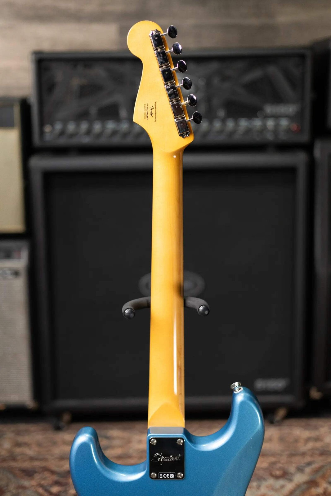 Squier Classic Vibe ’60s Stratocaster Electric Guitar – Lake Placid Blue