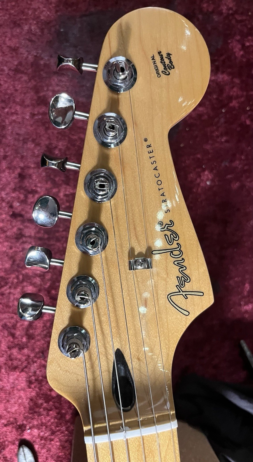 Fender Player II Stratocaster Chambered, Cherry Sunburst LN
