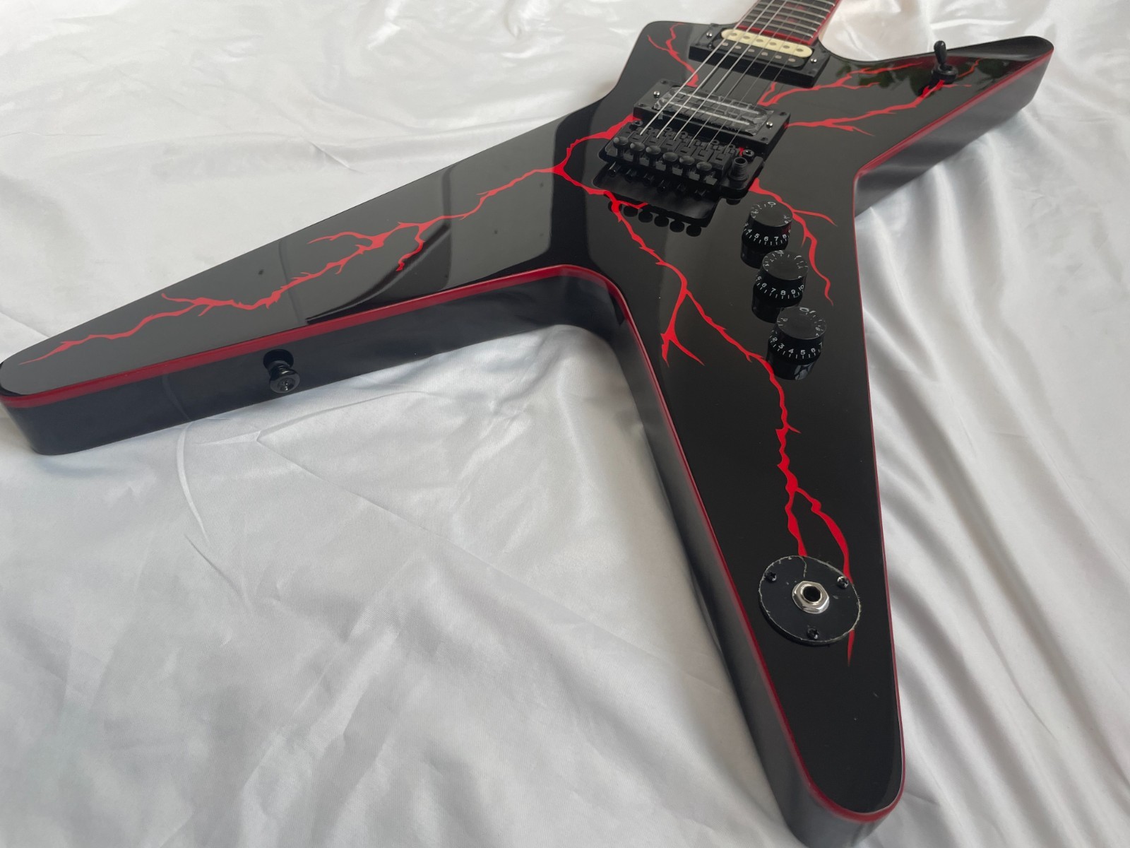 6 Strings Dimebag ML Style Model Electric Guitar Black Panel Red Lightning