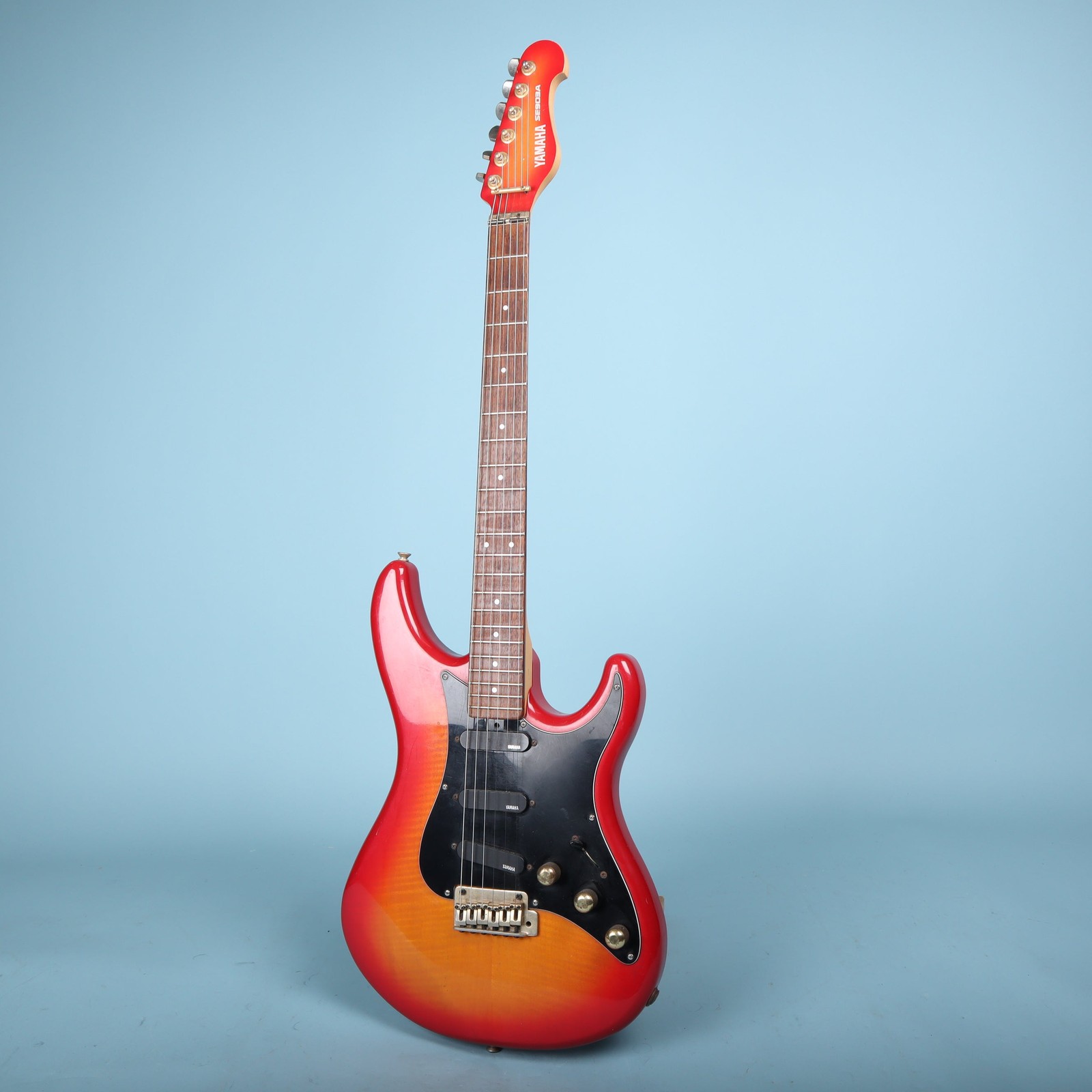 Yamaha SE903A Stratocaster Active Electric Guitar Cherry Sunburst