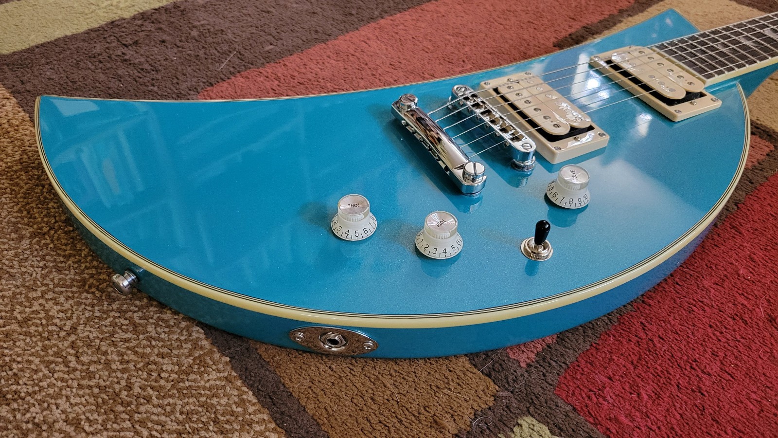 Eastwood Moonsault Electric Guitar & Gig Bag