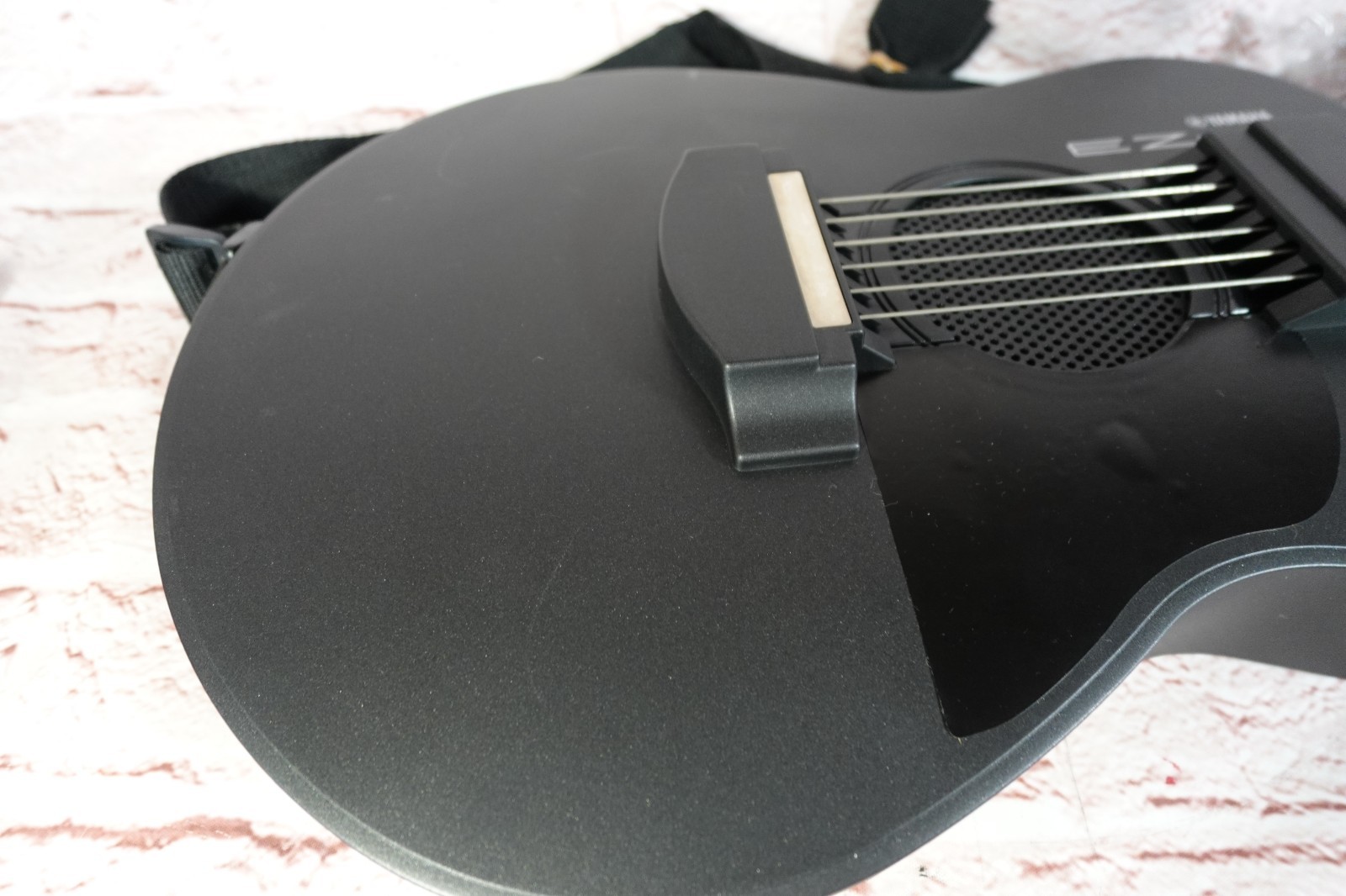 Yamaha EZ-AG LightUp Fret Silent Easy Electronic Guitar fast ship with adapter