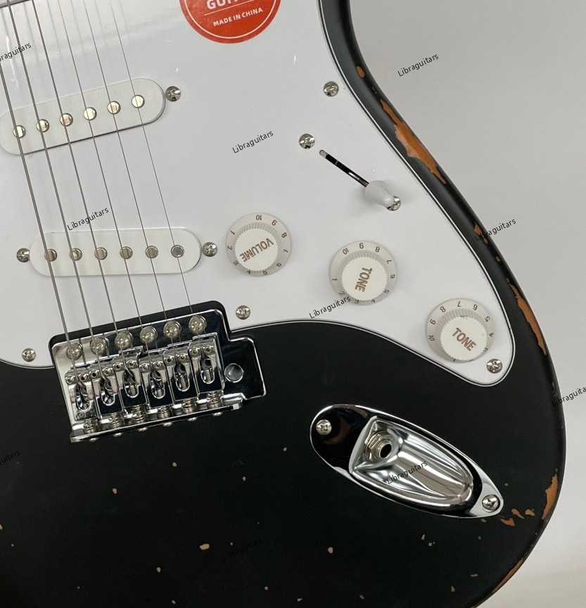 Vintage Aged Electric Guitar SSS Pickups Tremolo Bridge Chrome Hadware Black