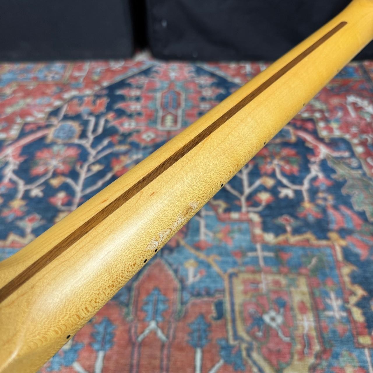 *Video* Fender Hybrid 50’s Telecaster Butterscotch Blonde Ash – 2020