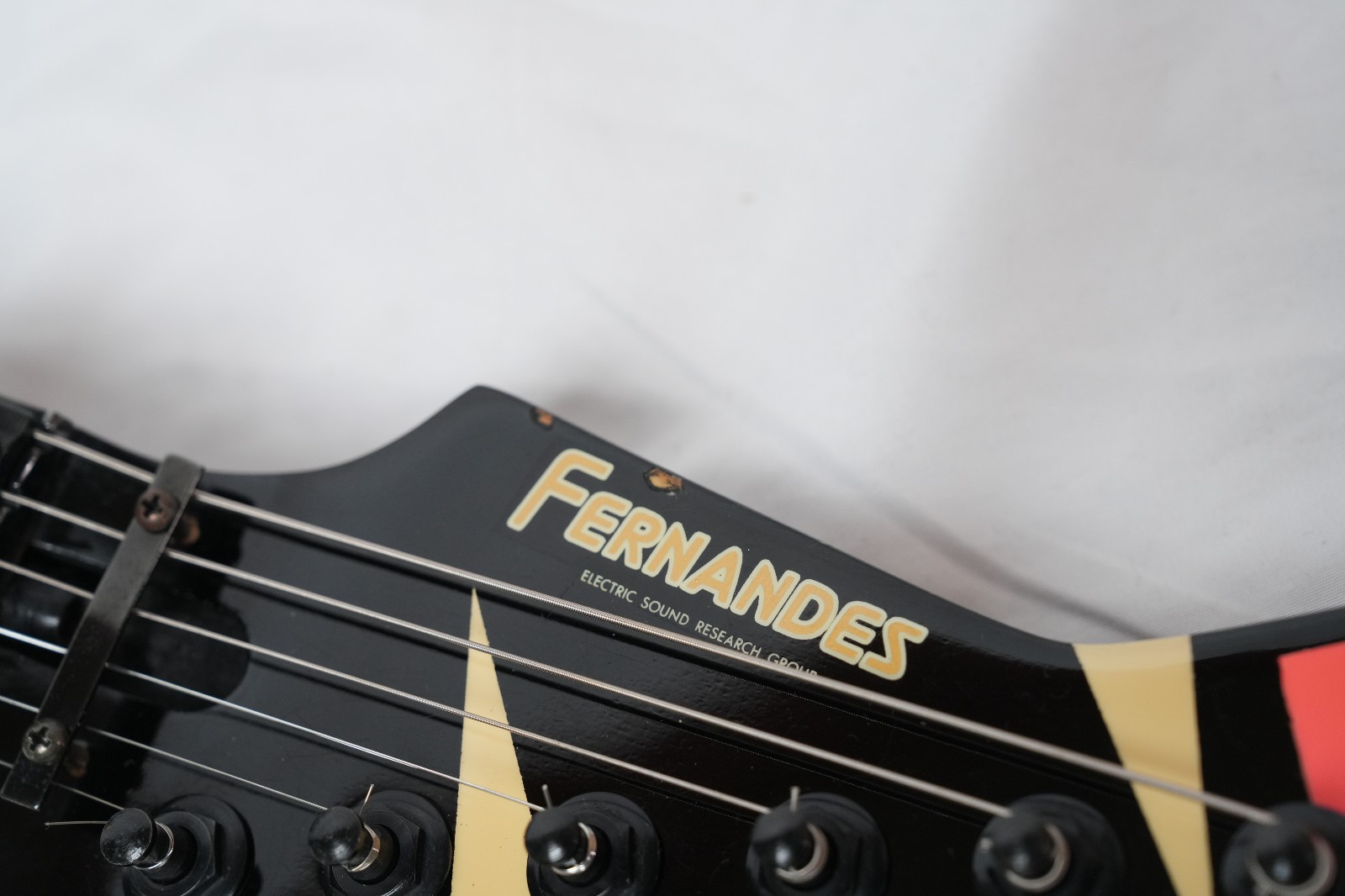FERNANDES FR-120AV Whitesnake Vandenberg Signature Model – Rare Model!