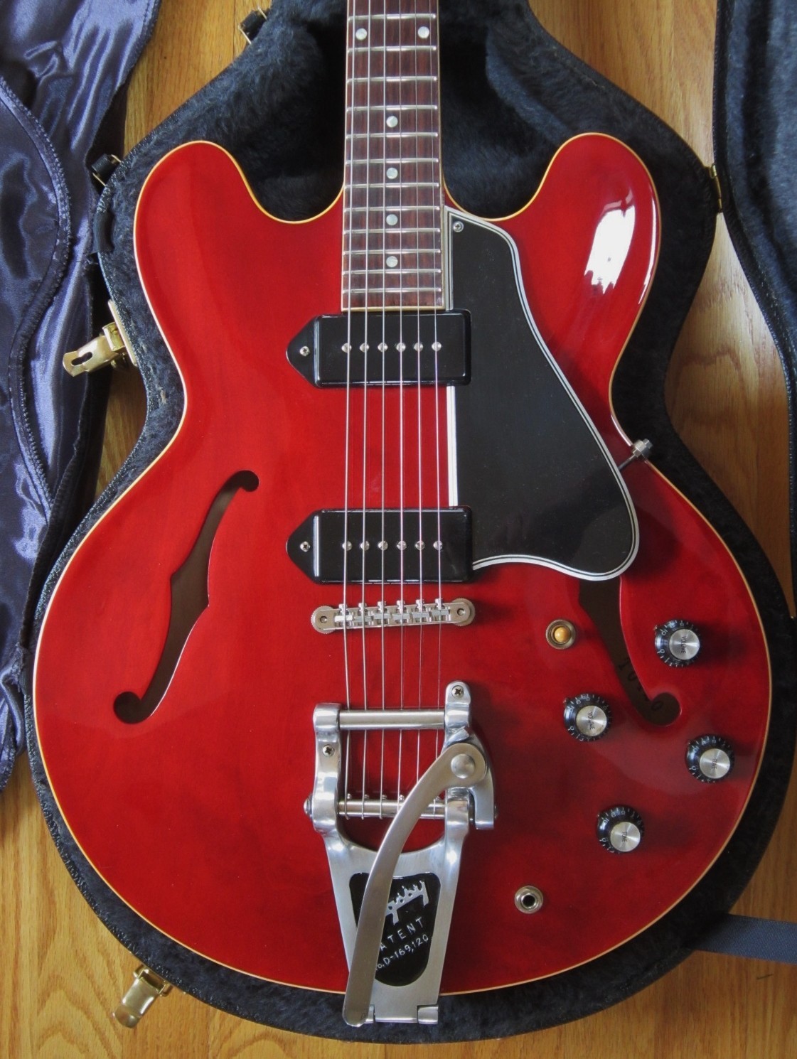 Gibson ES-330 ’59 reissue w/factory Bigsby
