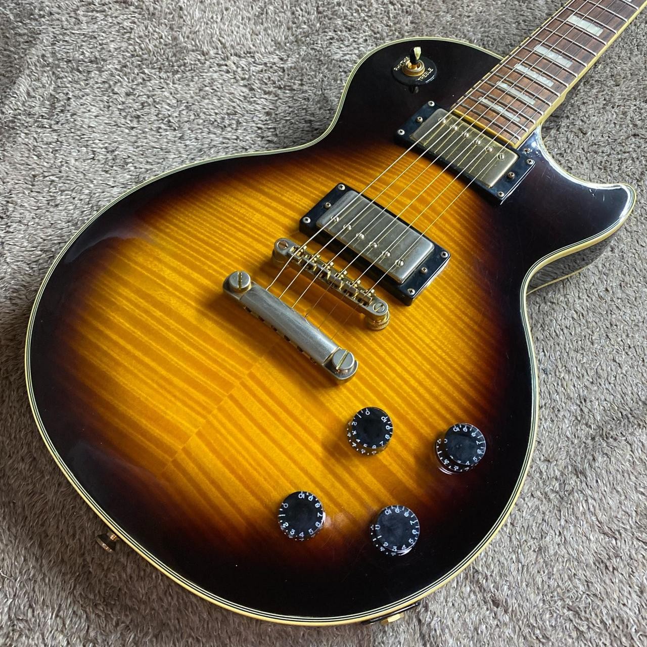 Epis Les Paul Custom Plus (no260711)