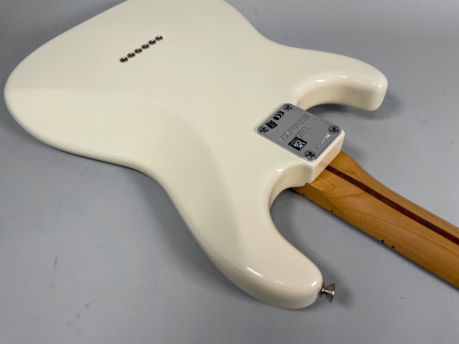 2022 Fender Nile Rodgers Hitmaker Stratocaster Olympic White w/HSC