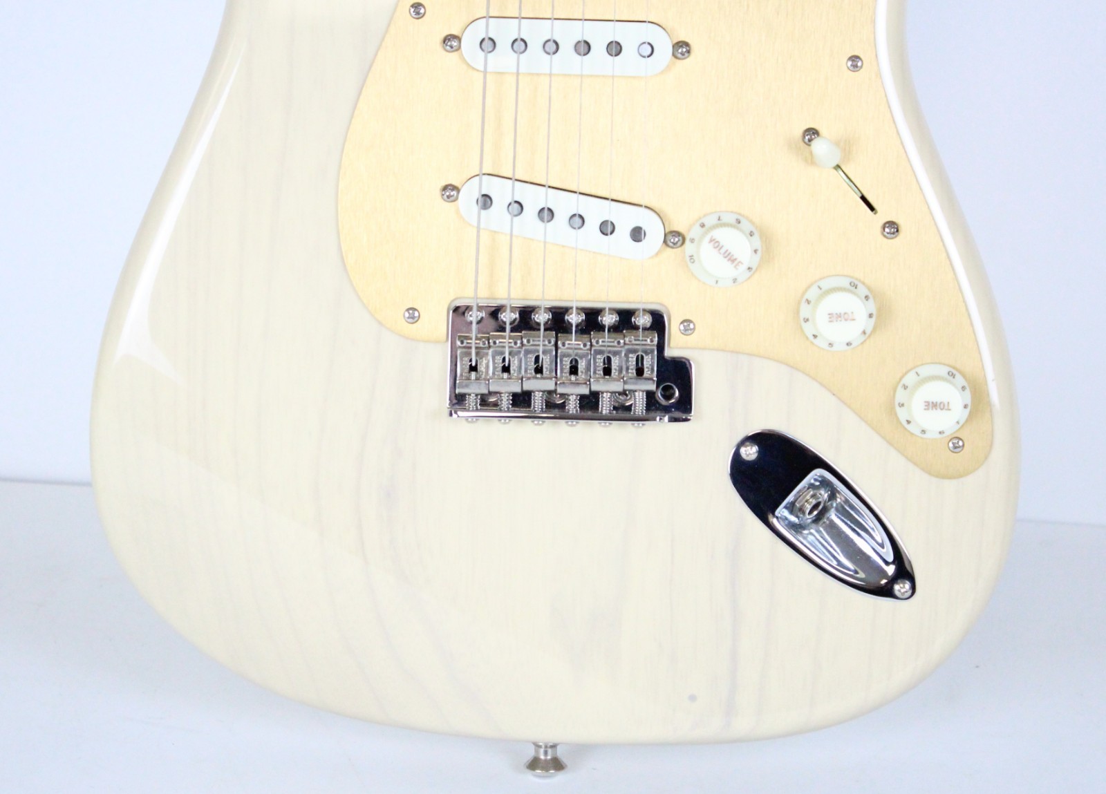 2024 Fender CS NOS Strat Honey Blonde AAA Roasted Flame Maple Neck OHSC USA
