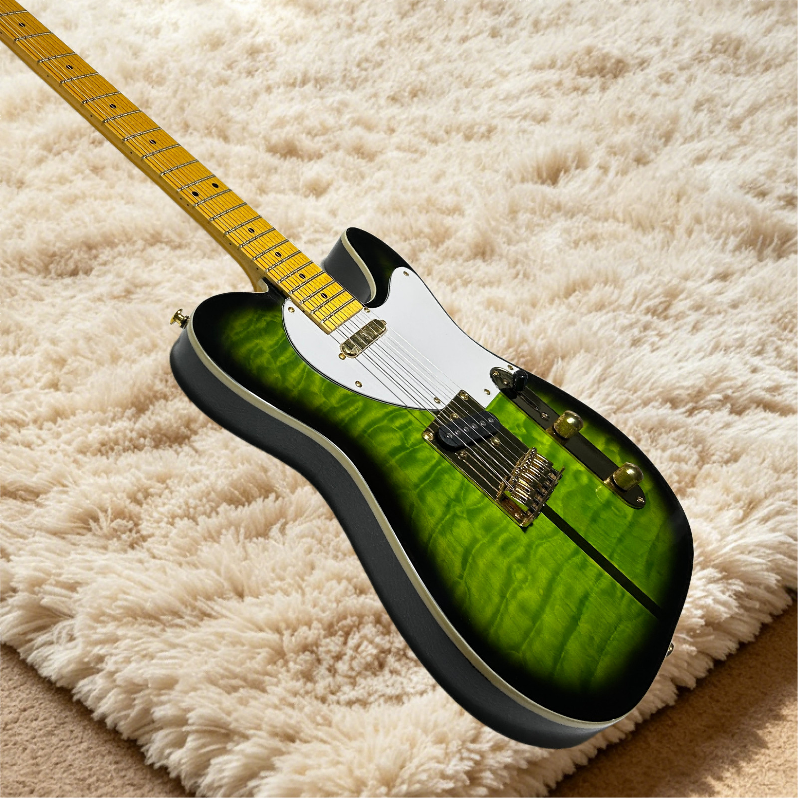 Tele Electric Guitar Cloud Maple Top Green Burst Color Golden Hardware