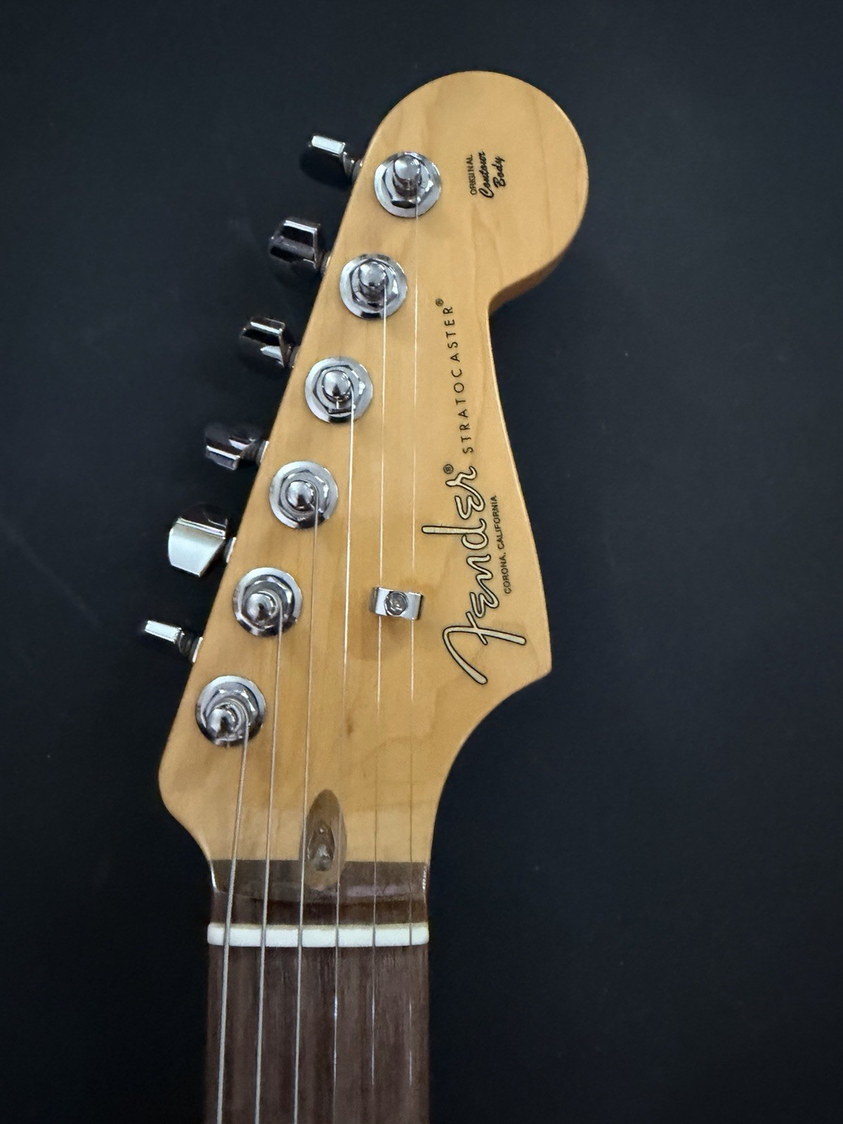 Fender Stratocaster HSS Sunburst RH 6-String Rosewood 2023 w/ Deluxe Hard Case