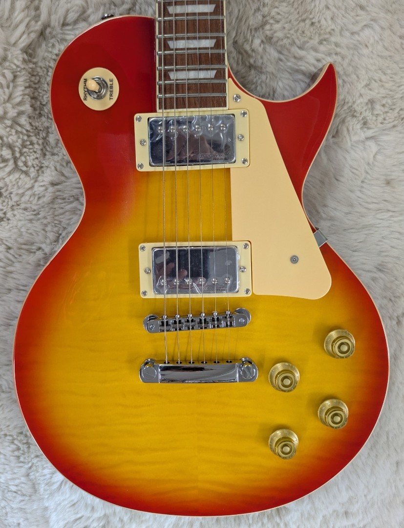 Vintage V100CS Reissued Single Cutaway Electric Guitar Cherry Sunburst – B-Stock