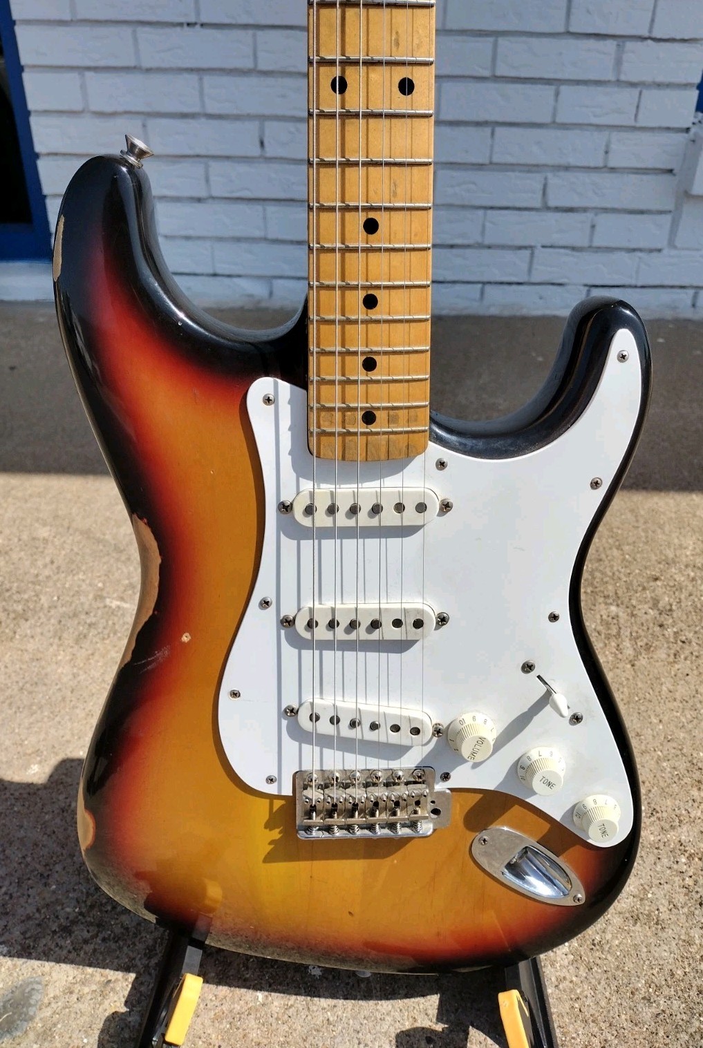 Vintage 1958 Fender Stratocaster w/HSC! -LL