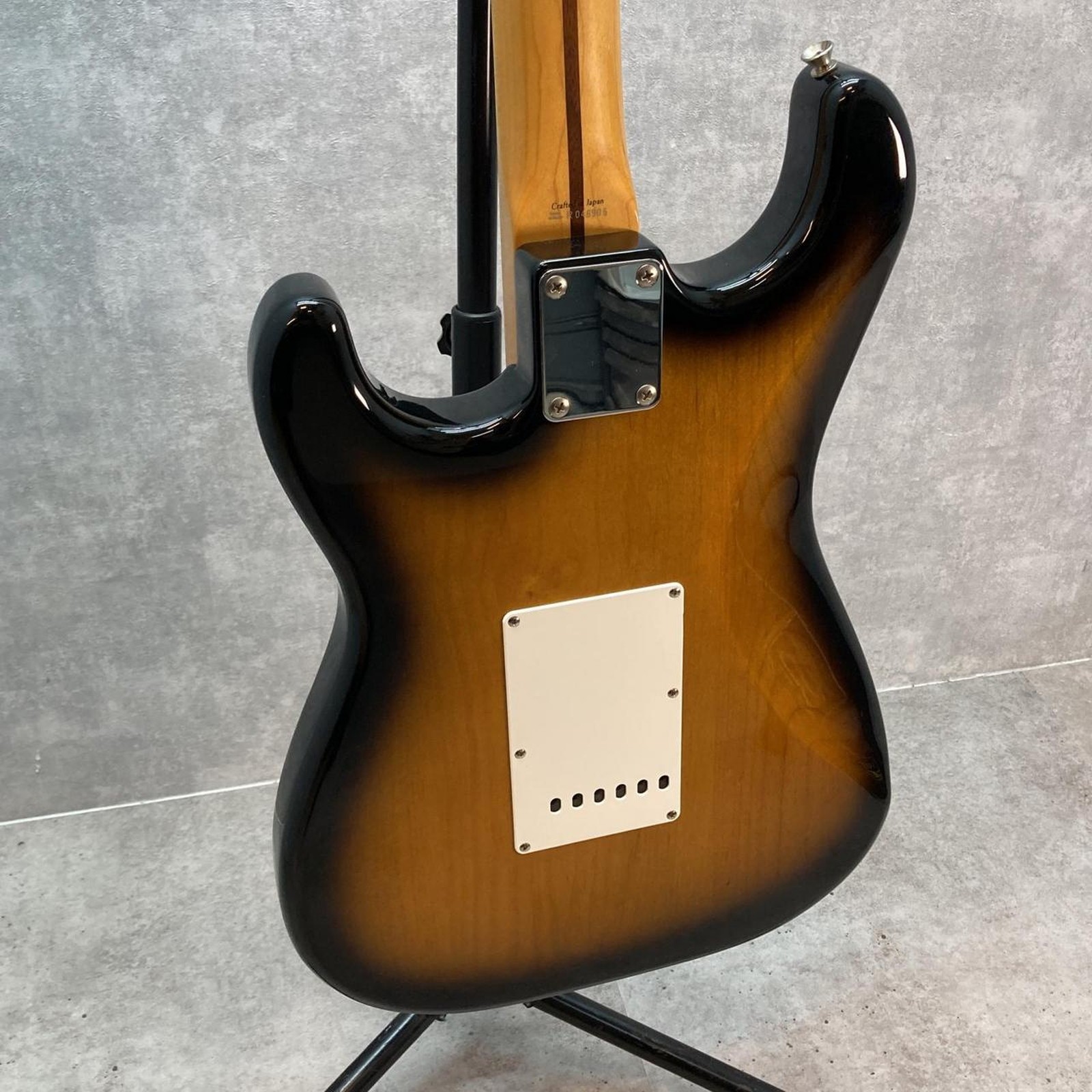 Fender Japan ST57-70TX 2004-2006 Used Alder Body 2-Tone Sunburst w/Soft Case