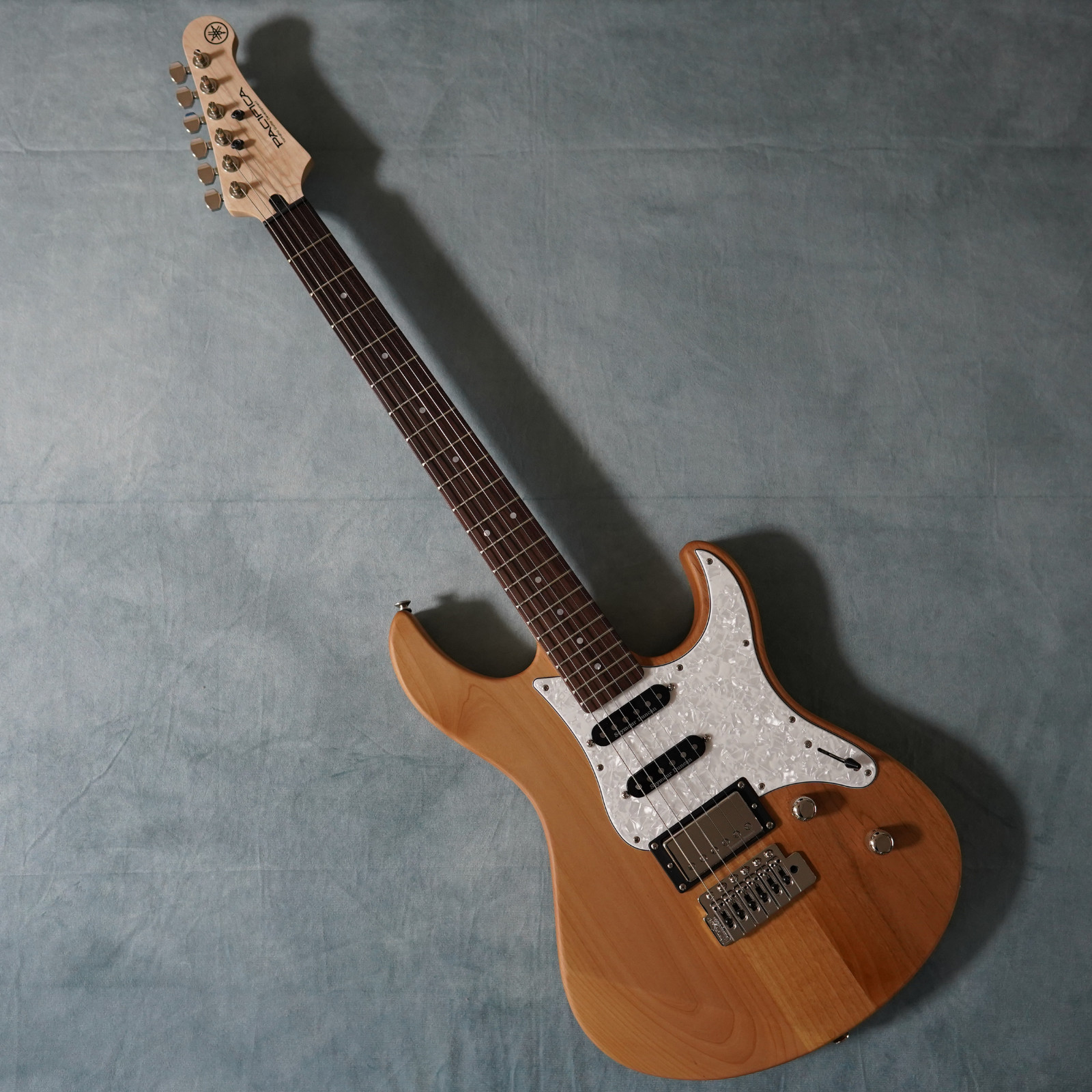 YAMAHA PACIFICA612VIIX YNS Electric Guitar Seymour Duncan SSL-1 Tremolo VS-50
