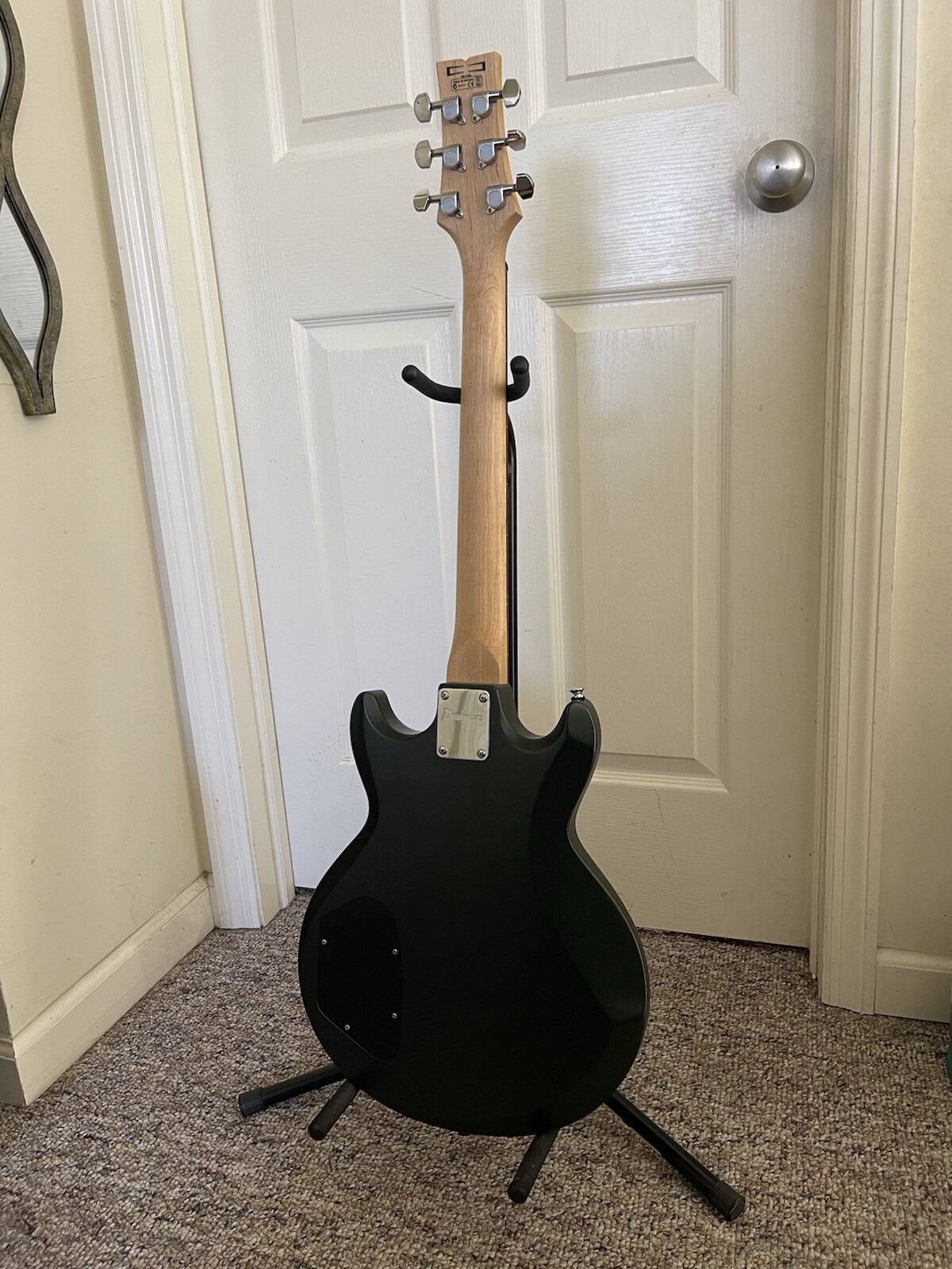 Ibanez Gio GAX70 GSF electric guitar. Dark Green Shadow Color.