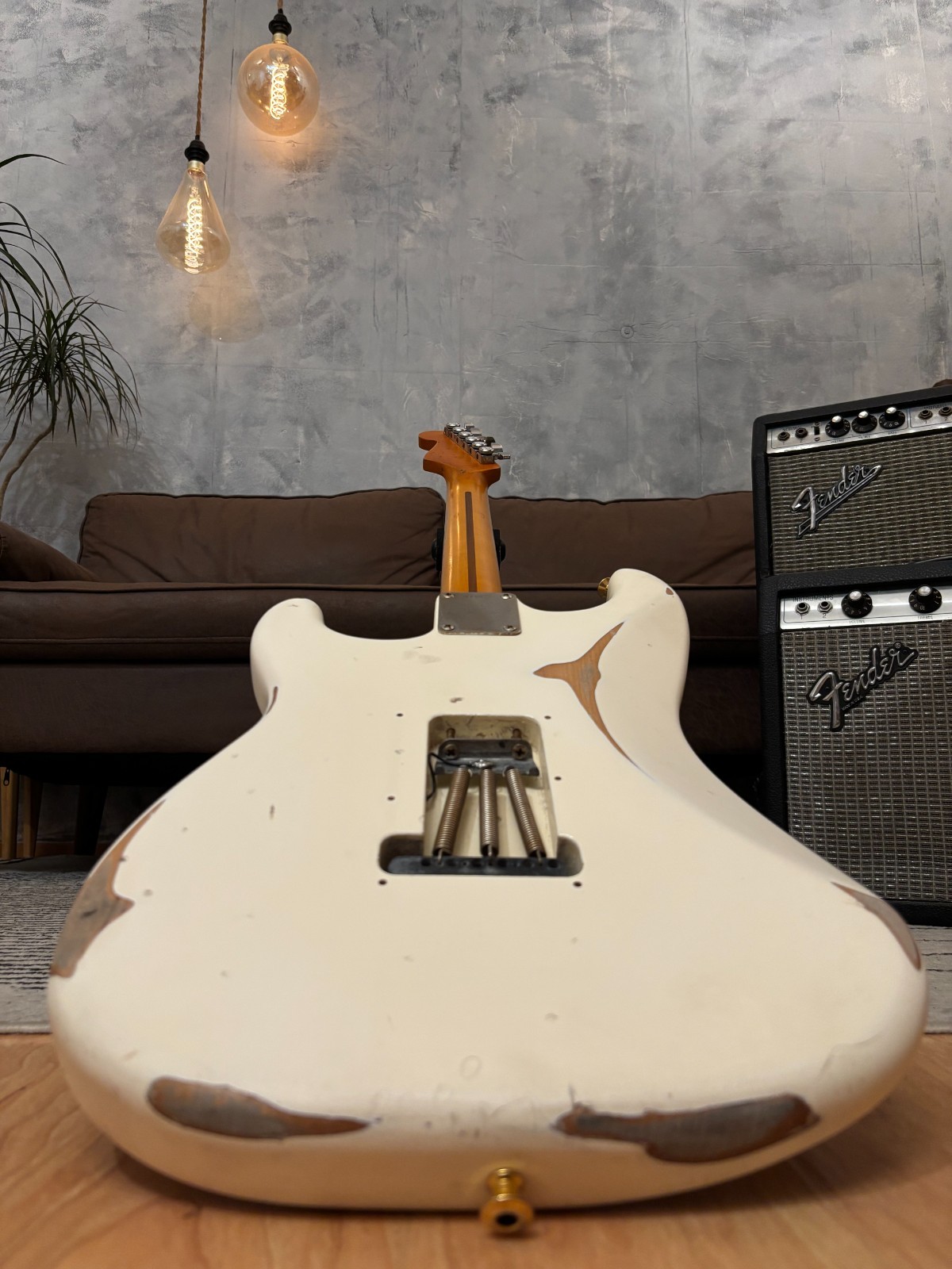 Fender Stratocaster Glas Custom HSS Arctic White Relic 8.2lbs w/ V