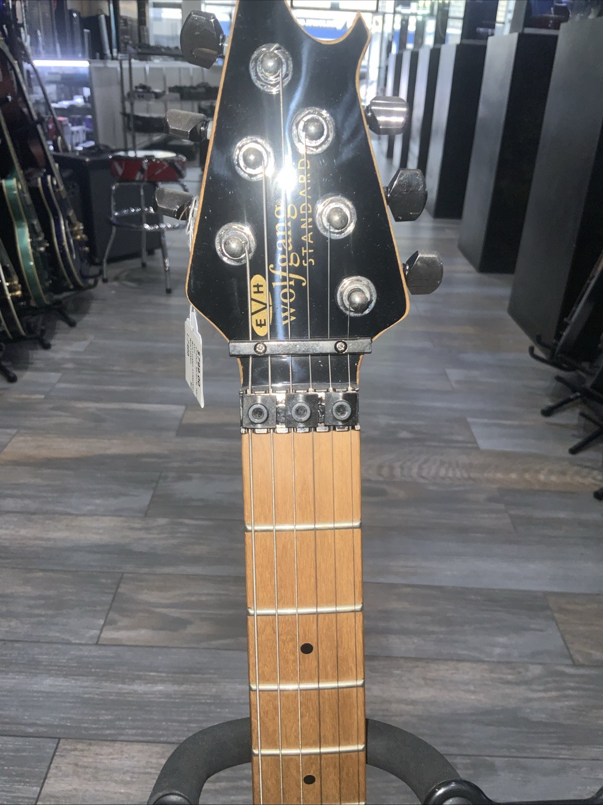 EVH WG STANDARD QUILTED MAPLE 3 TONE SUNBURST