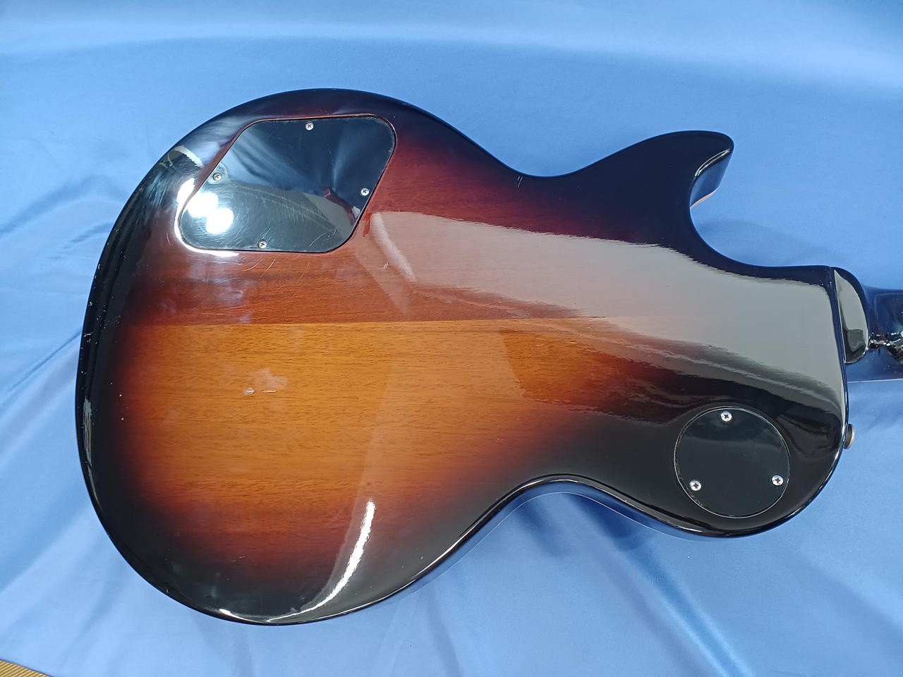 YAMAHA SL-800S Les Paul type Electric Guitar