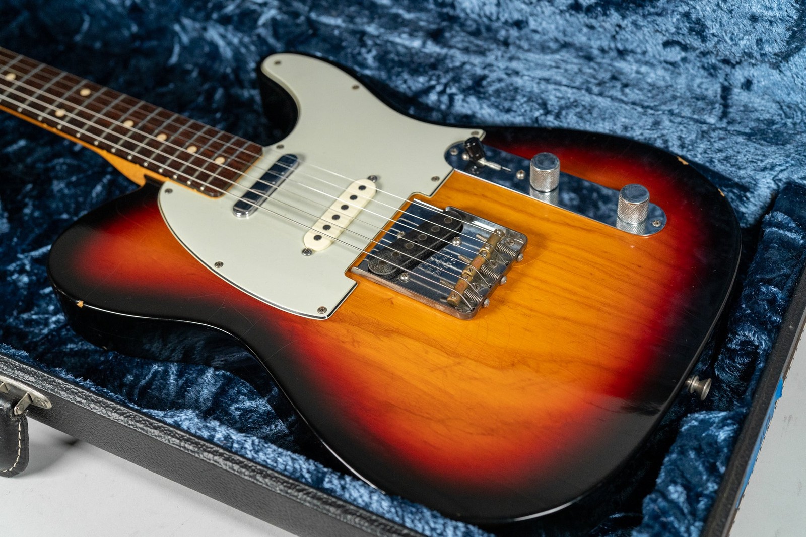 2008 Fender Custom Shop 60’s Telecaster Relic Sunburst w/HSC
