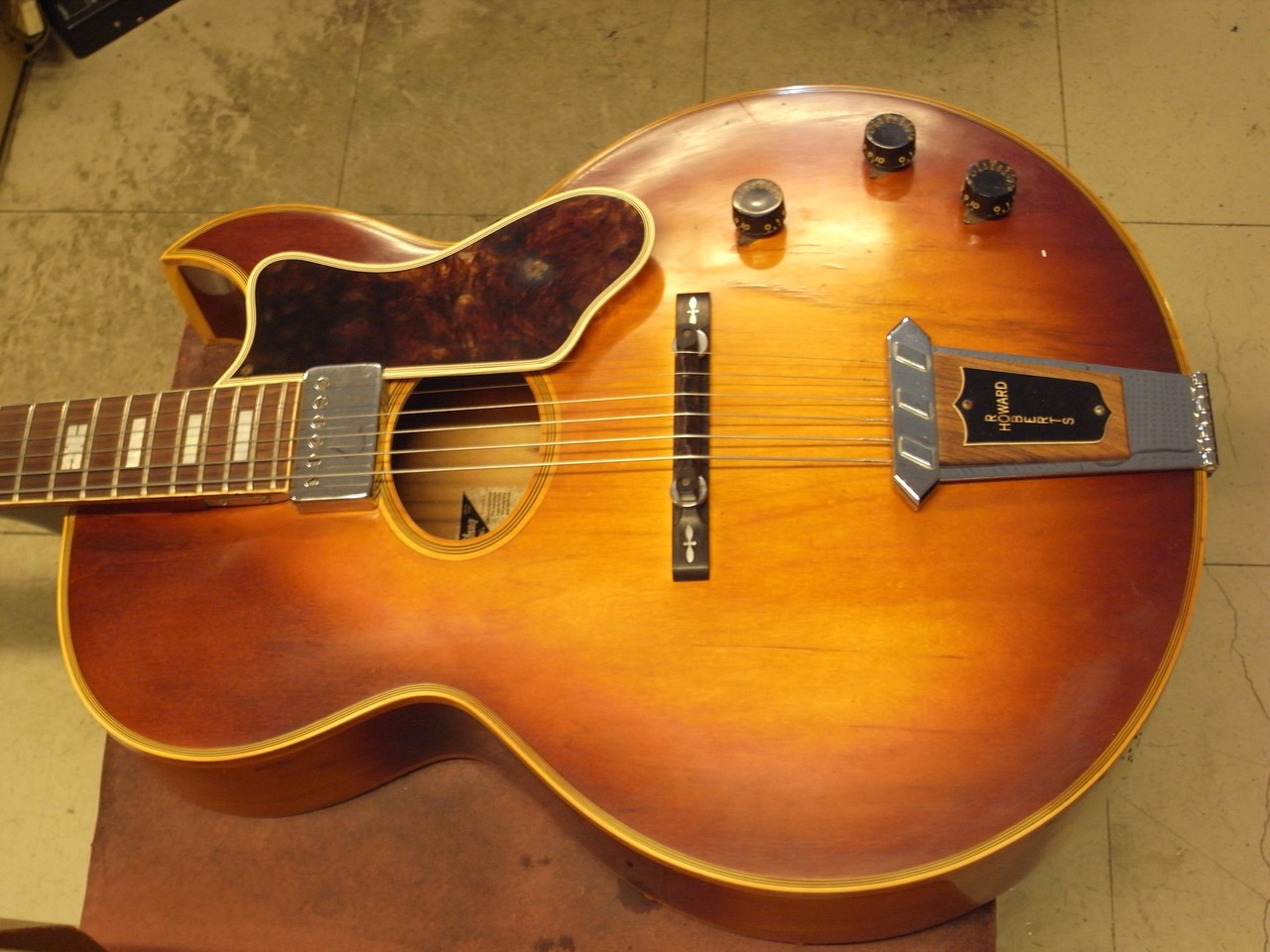 Gibson Howard Roberts Custom (no260725)
