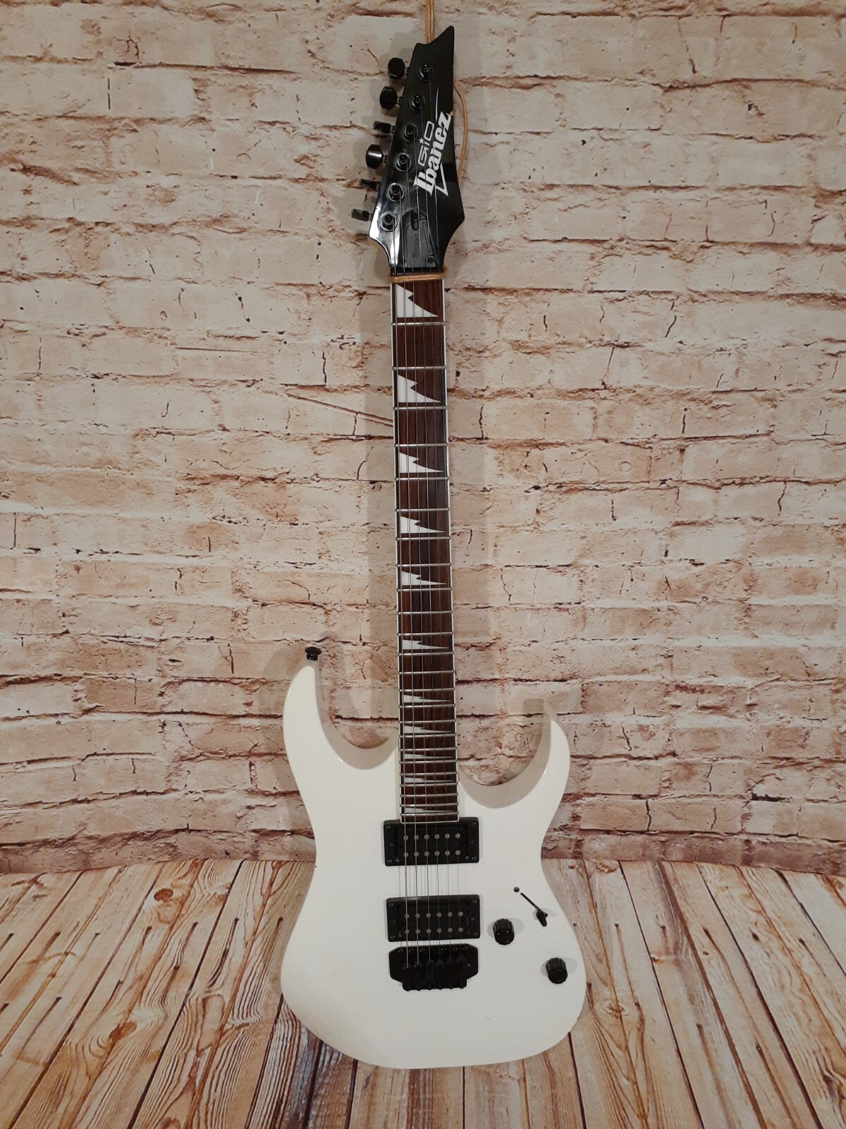 Ibanez GRG120BDX Gio Series Electric Guitar – White