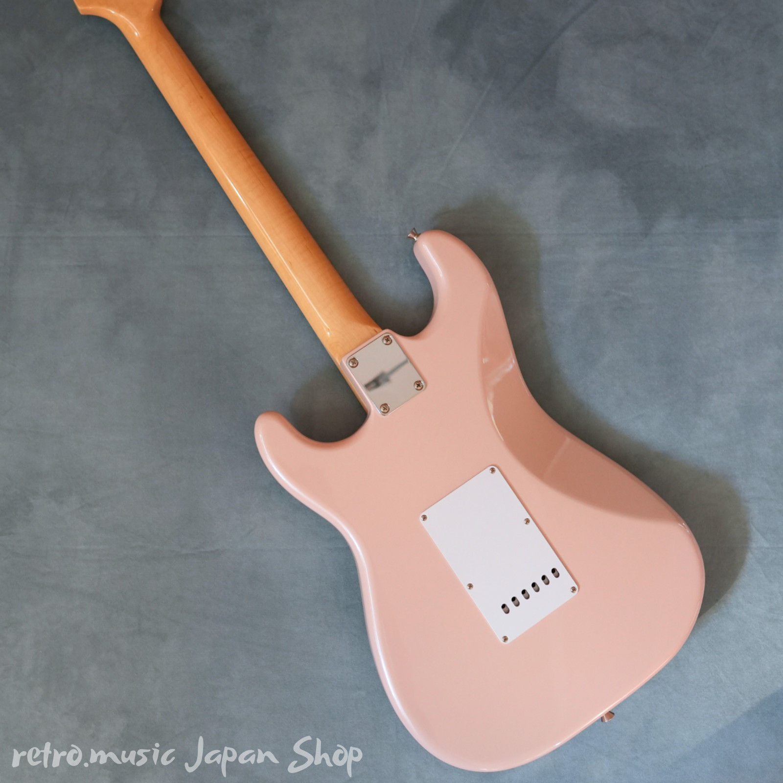 Fender MIJ Traditional 2025 collection 60s Stratocaster Rosewood Stardust Pink