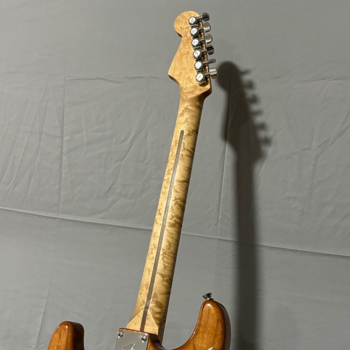Vellvett Stratocaster + Fender Eric Clapton mod