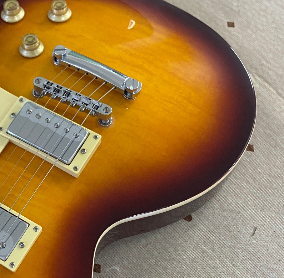 6 String Solid Body Electric Guitar Vintage Sunburst Dual Humbuckers