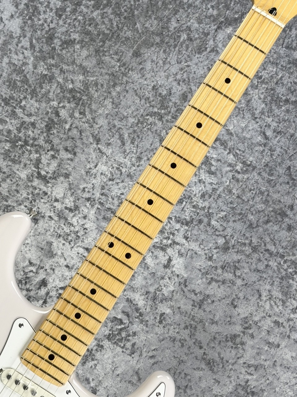 Fender Made in Japan Hybrid II Stratocaster Maple -US Blonde- #JD26012999 Approx