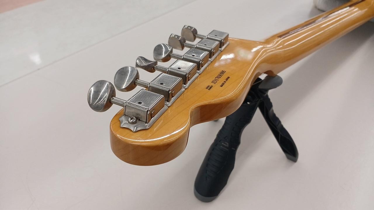 FENDER MADE IN JAPAN TRADITIONAL 50S Electric Guitar – Telecaster Type