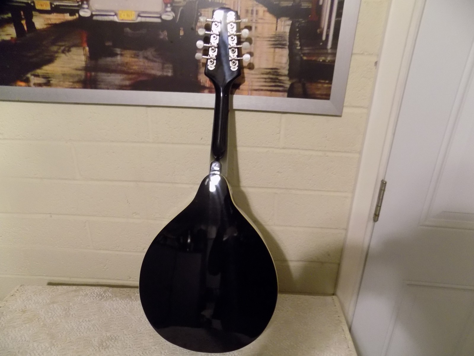 Glen Burton Tobacco Sunburst Mandolin, Model A1- TS, Very Nice, With Soft Case