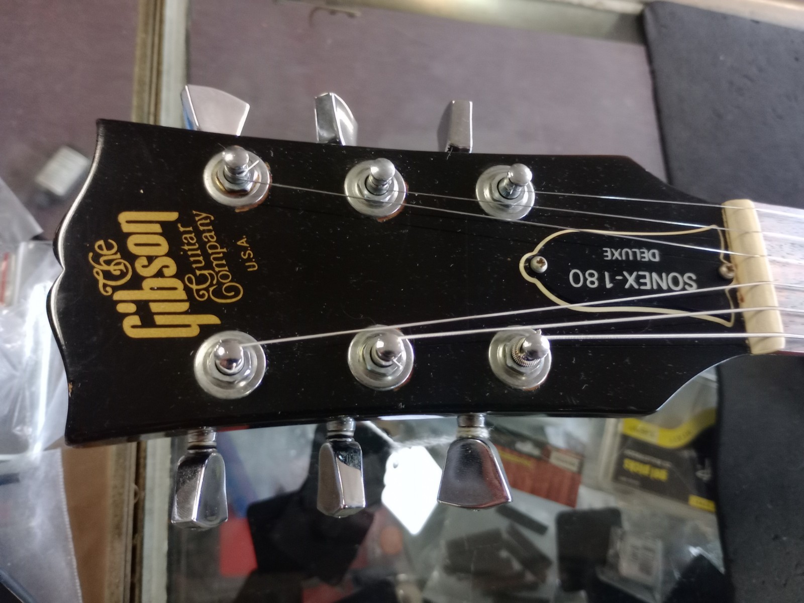 Gibson Sonex-180 Deluxe 1983 Sunburst w/Original Hard Case *** FREE SHIPPING ***