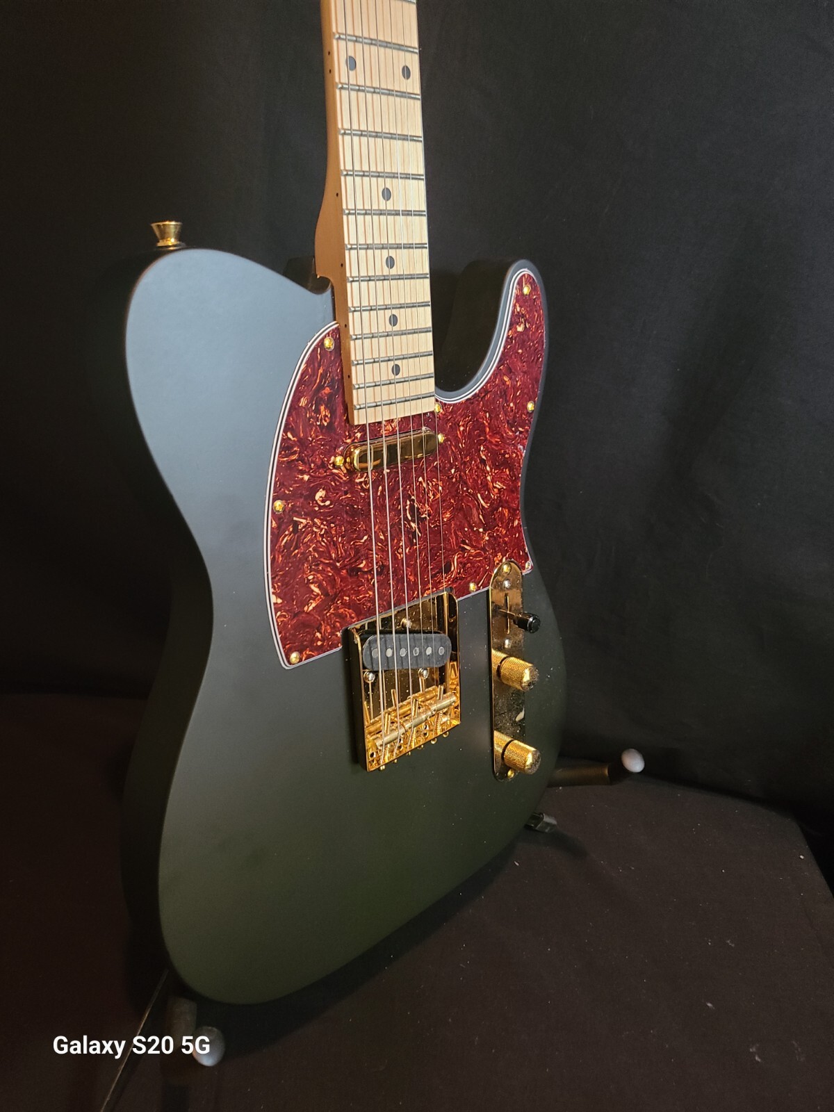 Southwest Acoustics Custom Telecaster Satin Black – Gold Standard, Full Set up