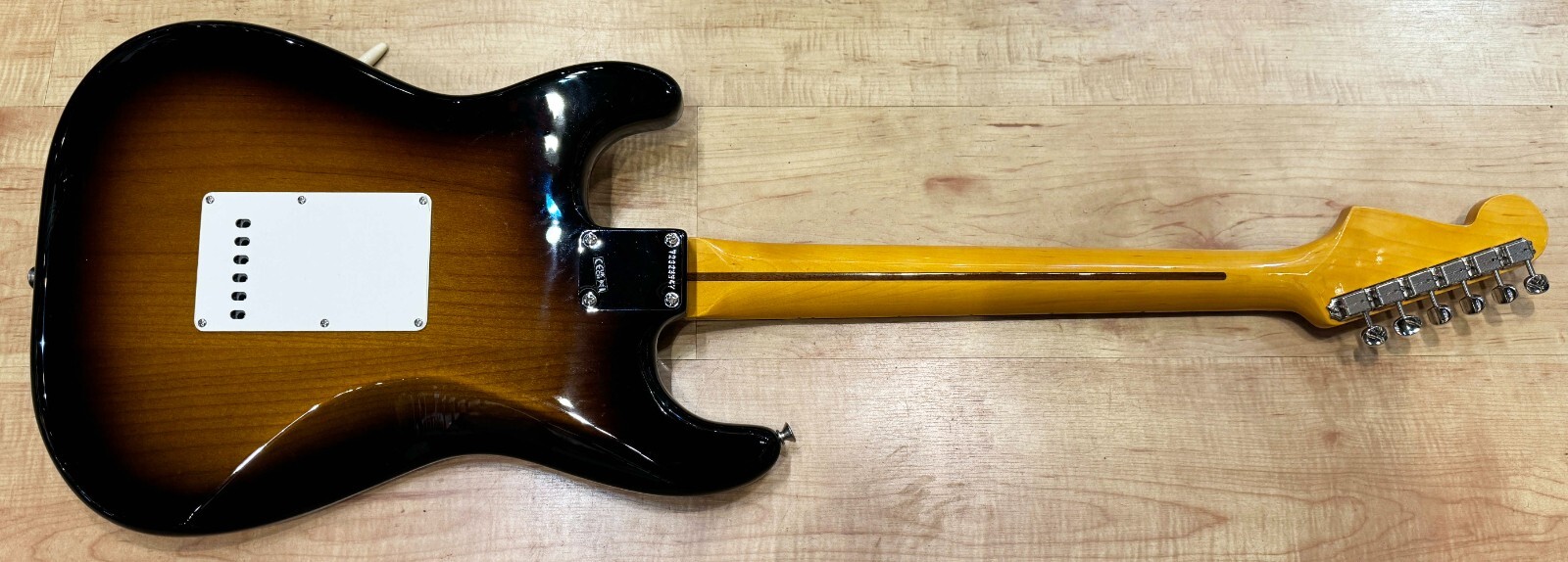 Fender American Vintage II 1957 Stratocaster Reissue Electric Guitar Sunburst