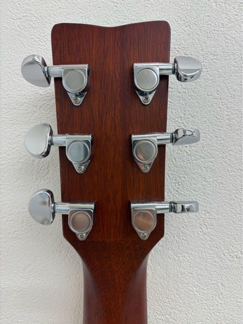 YAMAHA acoustic guitar FG820