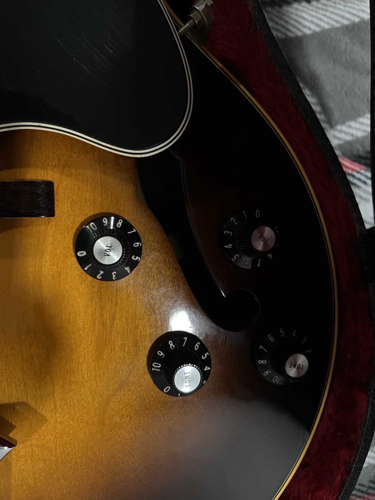 1980 Gibson ES-175 guitar, all original Bery Good condition