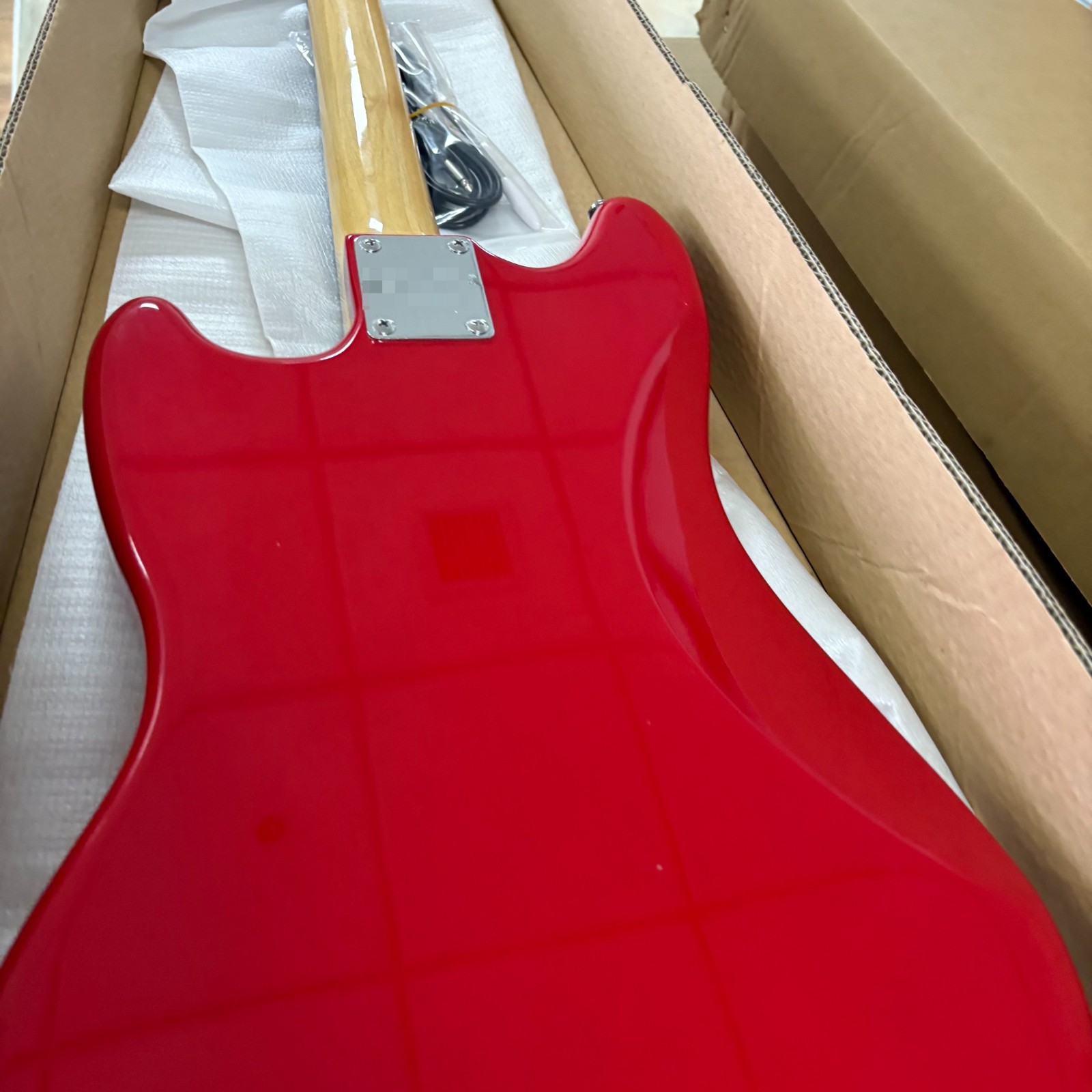 Mustang Style Electric Guitar Rosewood Fingerboard Maple Neck