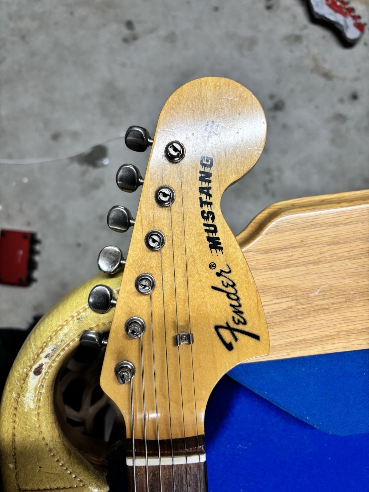 Kurt Cobain style Fender Mustang MG-69 Made in japan 1990s sonic blue