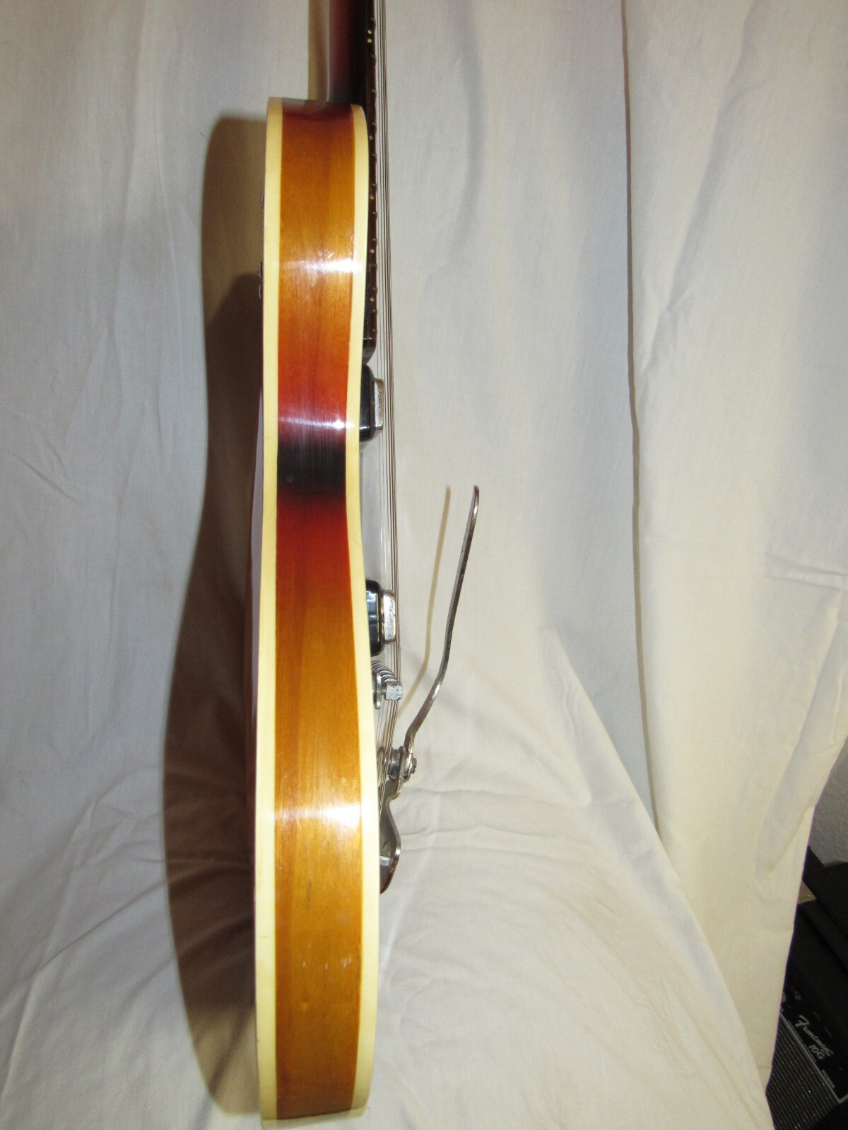 1964-1968 Teisco EP 2T Del Rey Electric Guitar “Dark Sunburst”