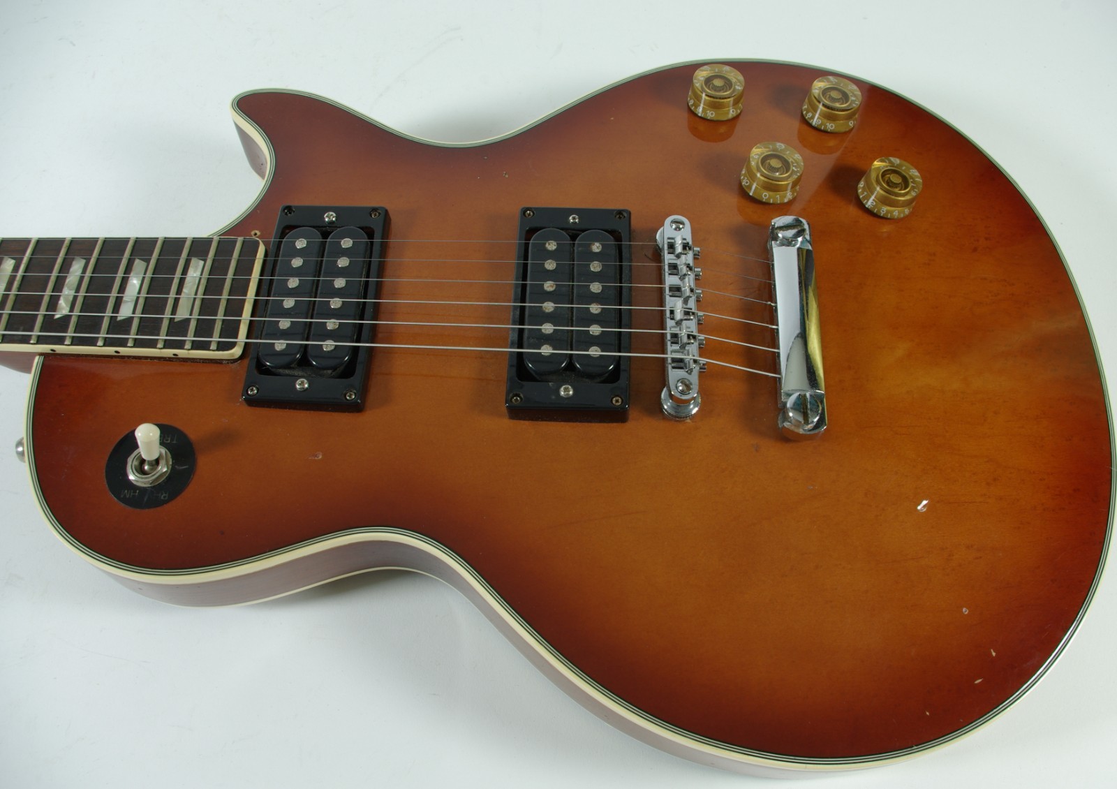 Gilbert 1970’s Les Paul Copy Guitar MIJ Rare Lawsuit-Era with new hardshell case