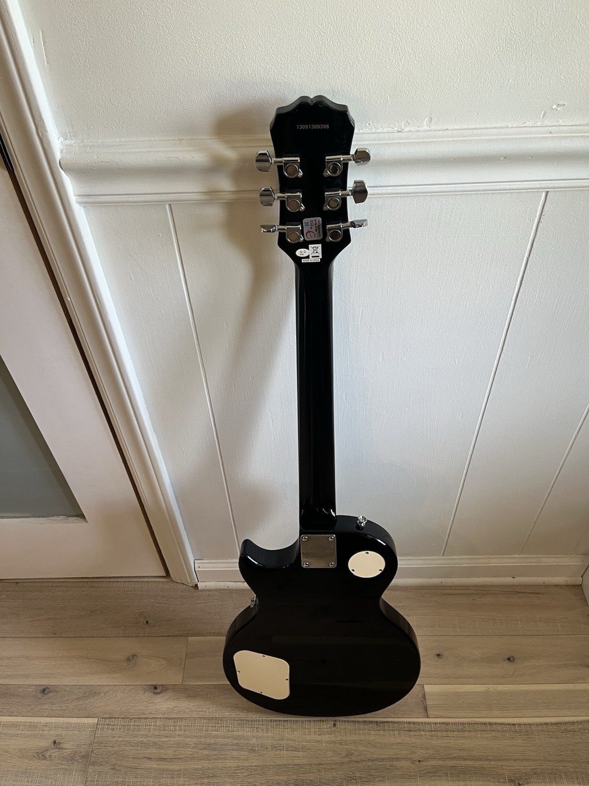 Epiphone Les Paul 100 Electric Guitar