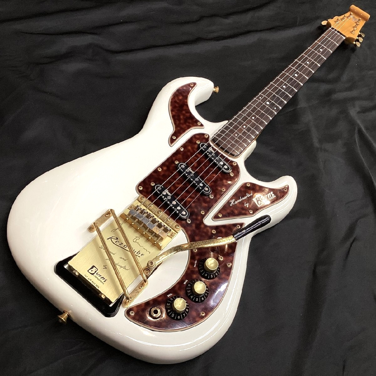 Burns London Legend Shadows Hank Marvin Rez-O-Matik White Vintage Rare Guitar