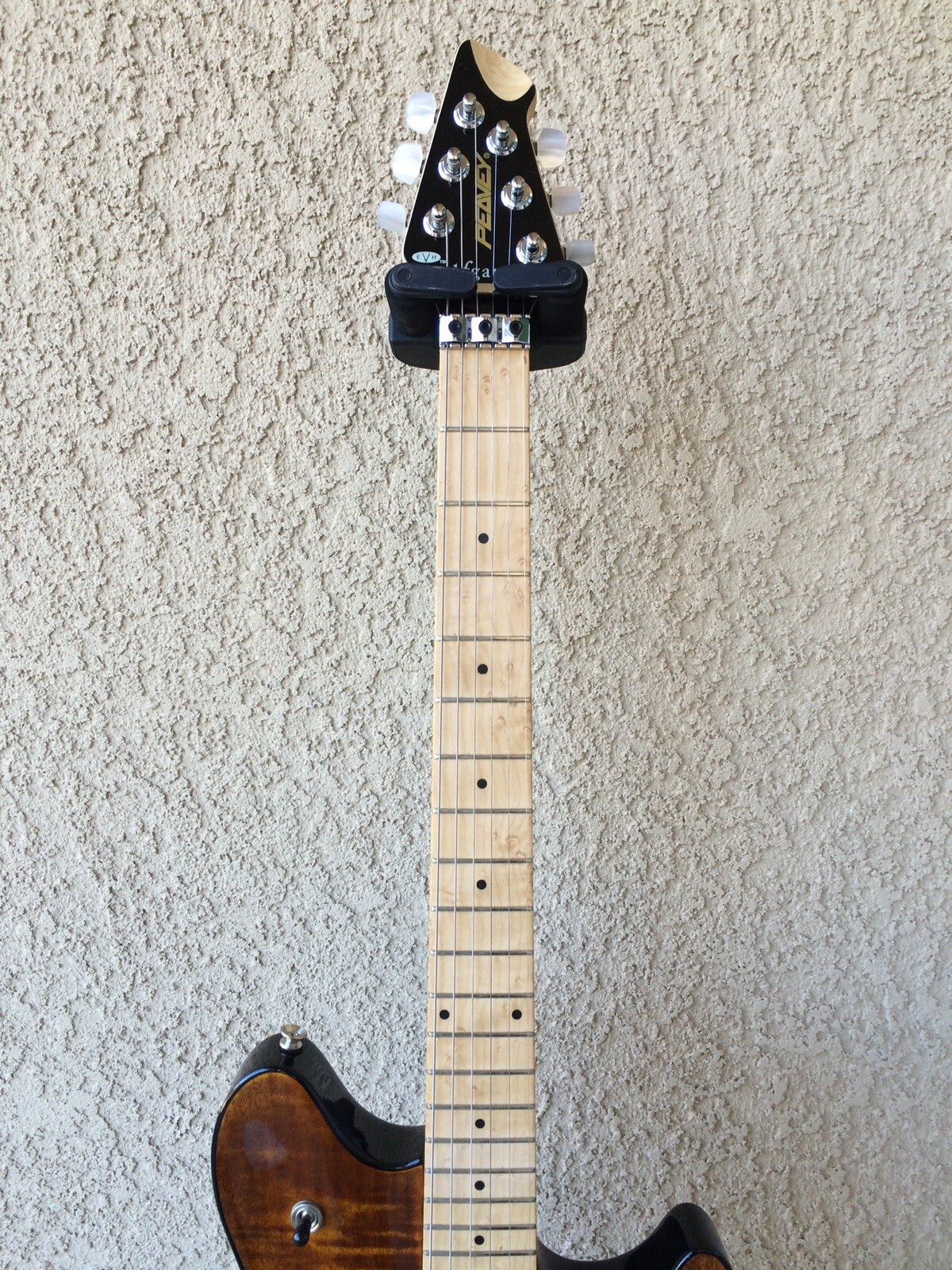 Peavey WOLFGANG “Custom Deluxe” TIGER EYE FLAME TOP Guitar (unboxed) 04′ EVH