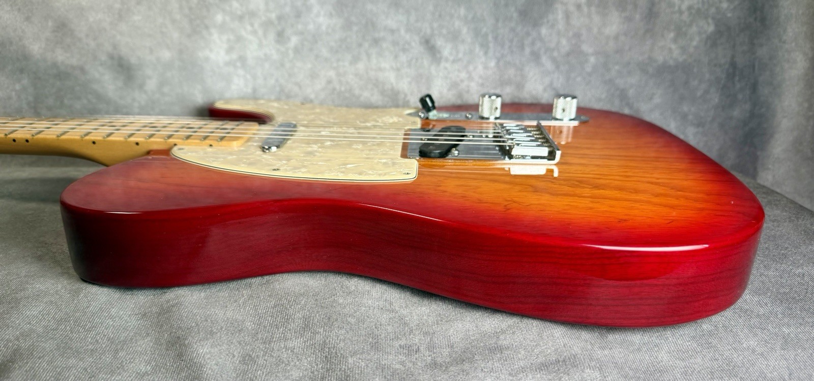 Fender Telecaster Special Edition Ash 2011 Aged Cherry Burst